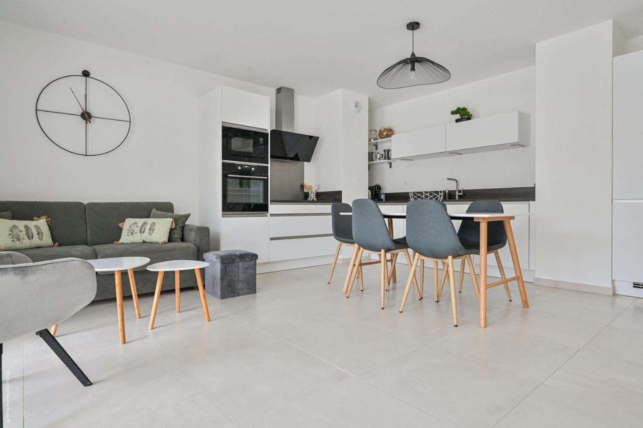 T4 Neuf - Jardin-Terrasse Et Piscine - Acces Direct Plages Et Centre Village - App C 12 Saint-Cyr-sur-Mer Exteriör bild